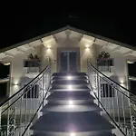 Aparthotel Borgo Barone *