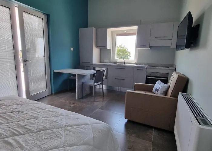 Borgo Barone * Calimera (Vibo Valentia)